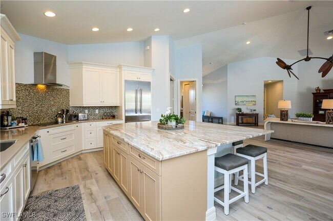 Foto del edificio - 1480 Curlew Ave