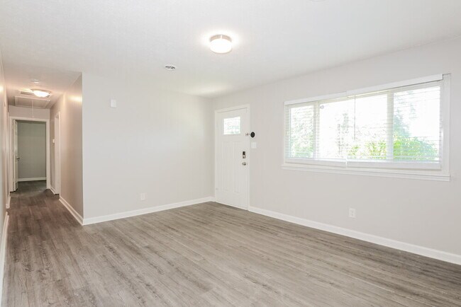 Foto del edificio - 17 Gerry Ct