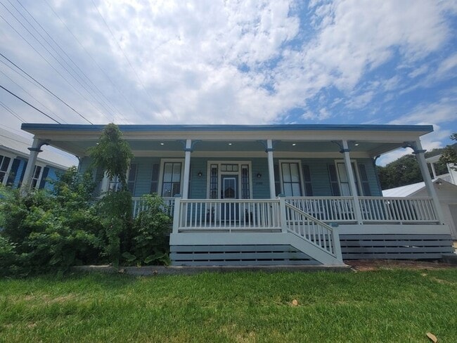 Photo - 1409 Moody Ave House