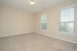 Building Photo - 22 Cheswood Manor Drive