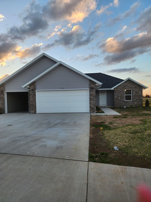 Primary Photo - Brand New 3 Bedroom, 2 Bath, 3 Car Garage ...