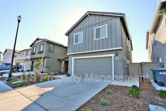 Foto del edificio - 2104 Shady Tree Cir