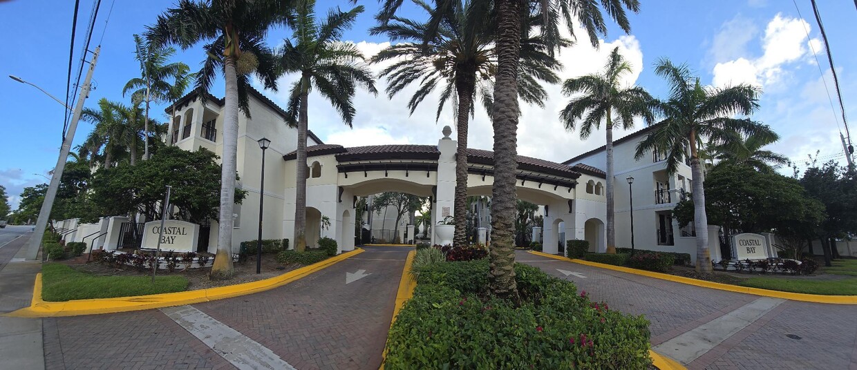 Foto principal - 1602 Coastal Bay Blvd