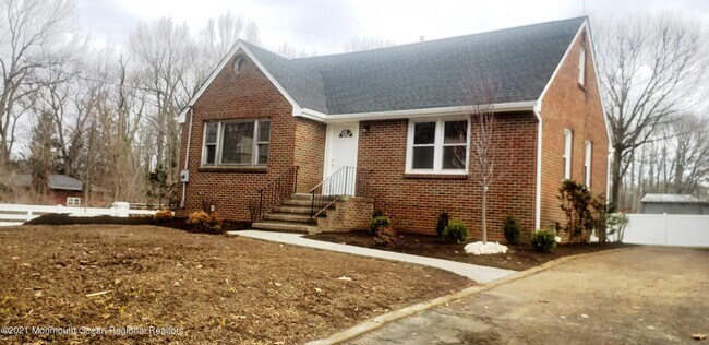 Building Photo - 1546 Englishtown Rd