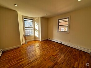 Building Photo - 305 Princeton St