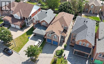 Building Photo - 37 Sandham Crescent