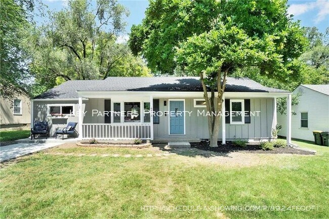 Building Photo - 6418 W 72nd Ter - IMMACULATE and UPDATED!