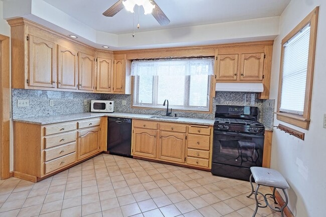 Foto del edificio - 1129 N Colony Rd