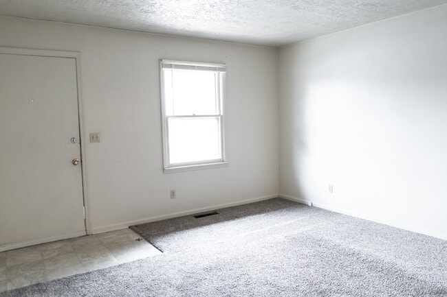 Building Photo - 1243 E Dawn Dr