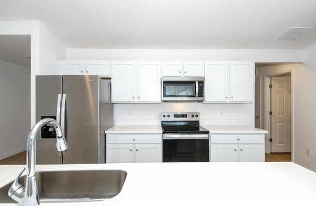 Building Photo - 249 Bird of Paradise Dr