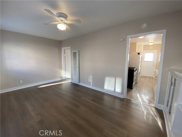 Foto del edificio - 1034 W 15th St