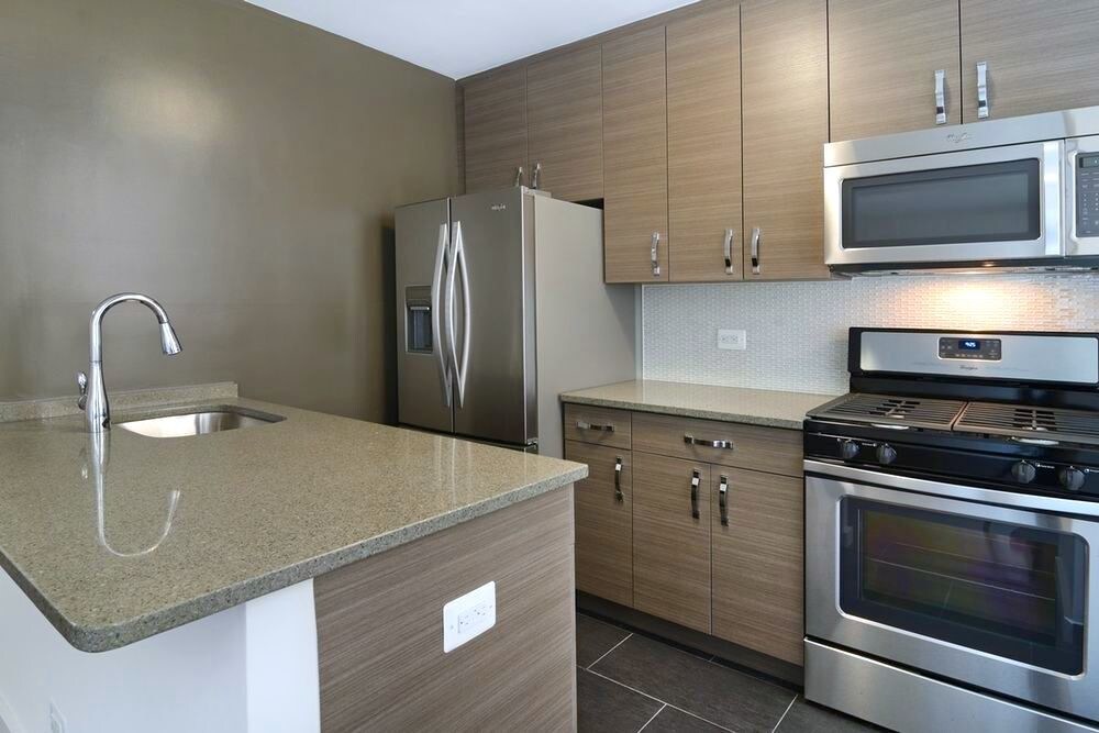 Foto principal - 239 E 34th St