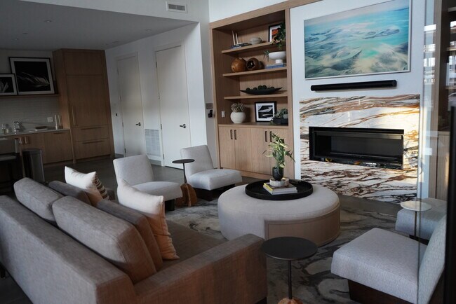 casa club - 19355 N 73rd Way