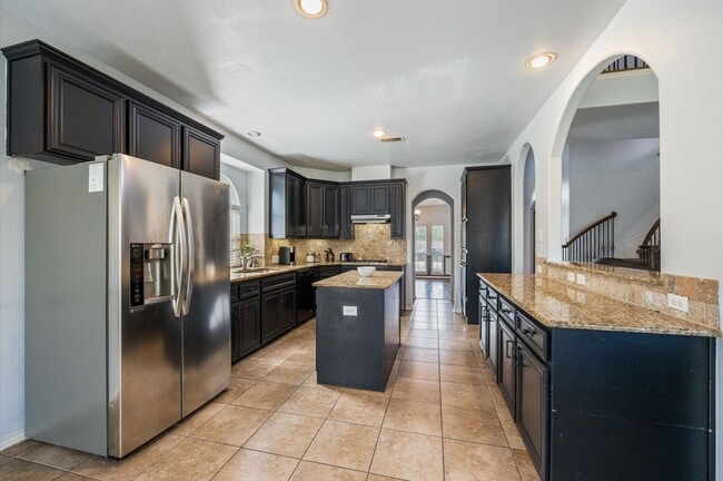 Building Photo - 3011 Rustic Gardens Dr