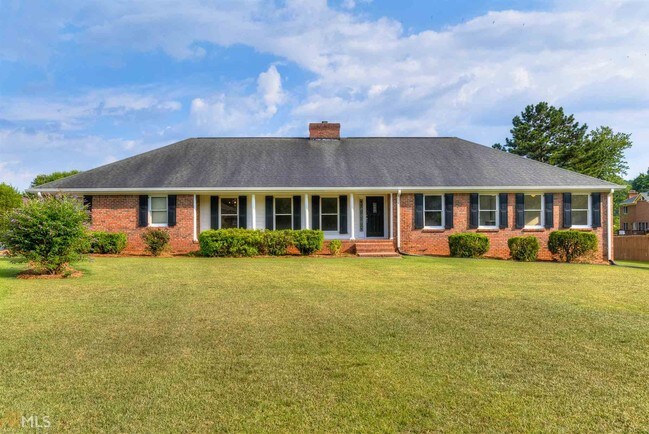 Building Photo - 302 Richmond Cir