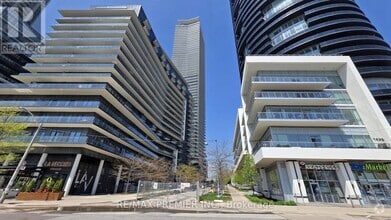 Building Photo - 38-838 Annie Craig Dr