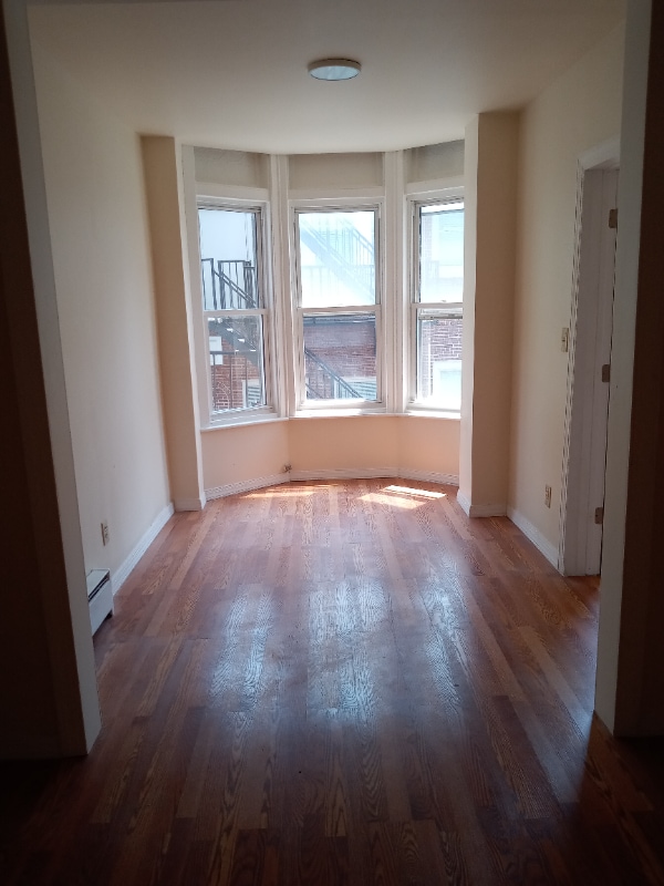 Primary Photo - 522 Franklin St