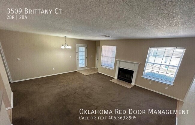 Foto del edificio - 3509 Brittany Ct