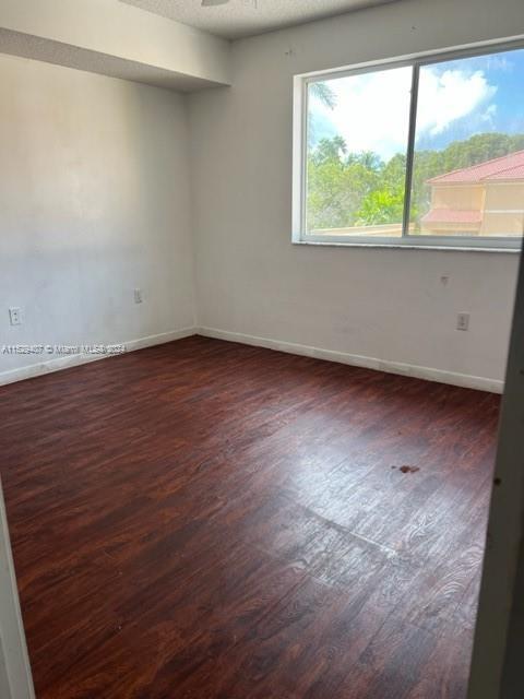 Foto del edificio - 791 N Pine Island Rd