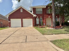 Building Photo - 14802 Bellflora Ct