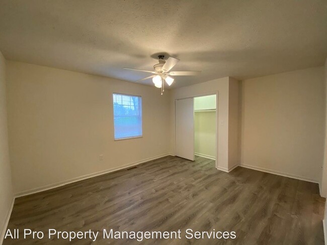 Building Photo - 2 br, 2 bath House - 1310 South Circle Drive
