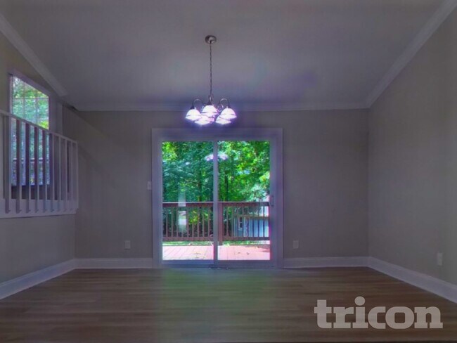 Foto del edificio - 5911 Leatherwood Ln