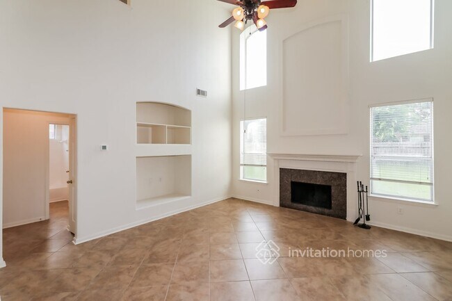Building Photo - 1331 Blackheath Ct