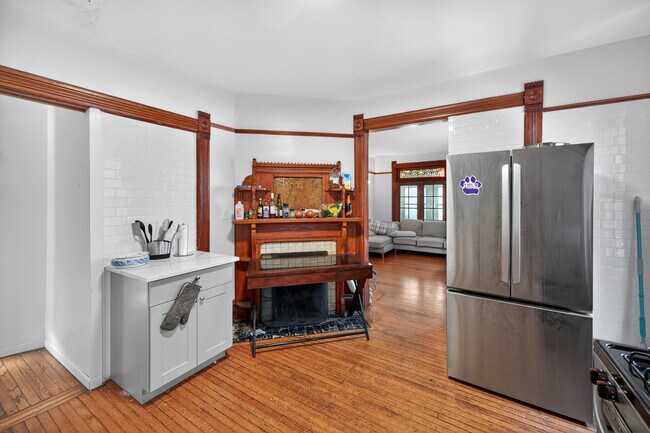 Foto del edificio - 1112 Garnett Pl