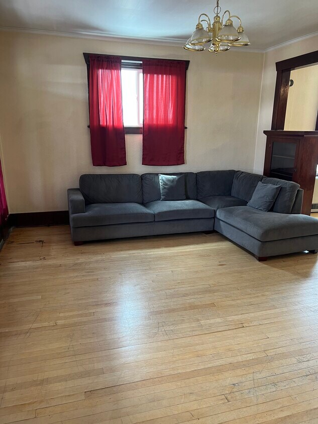 Foto principal - 319 S Excelsior Ave