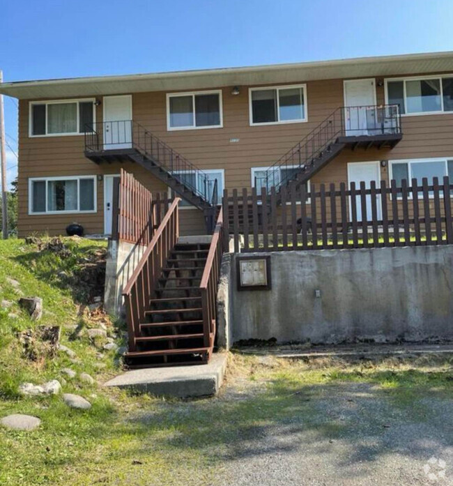 Building Photo - 8530 Kluane Ave