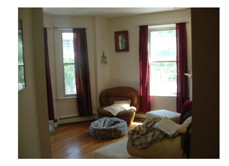 Primary Photo - 104 Central St