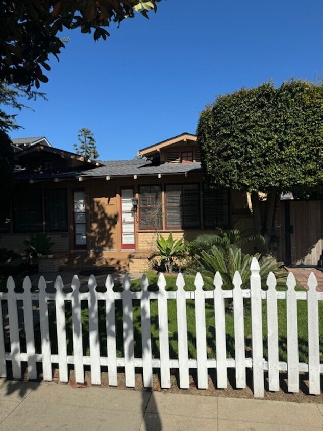 Primary Photo - 455 - 457 S. Olive St