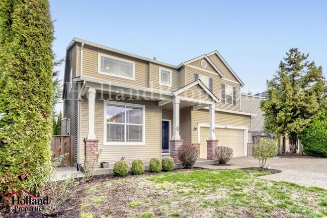 Foto del edificio - Updated Monthly Rent: $3,000 - Beautiful updated 4 Bedroom home in Beaverton