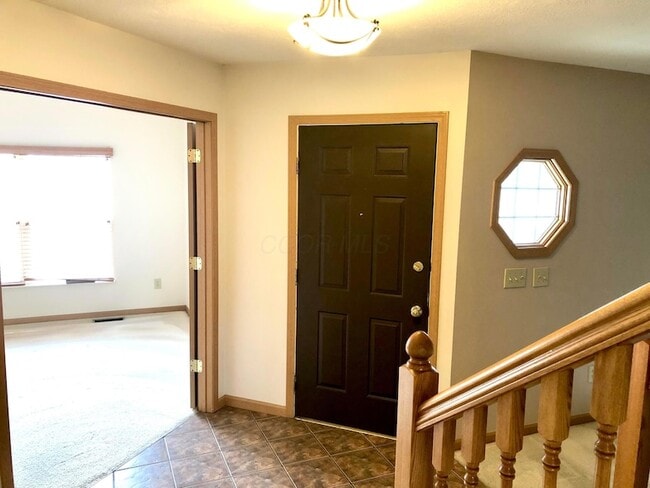 Building Photo - 2090 Parklawn Dr