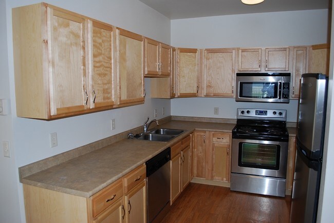 Urban Crossing Apartments Fargo Nd Building Photo Urban Crossing Apartments