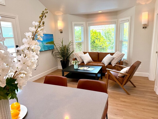 Building Photo - 10699 Larry Way