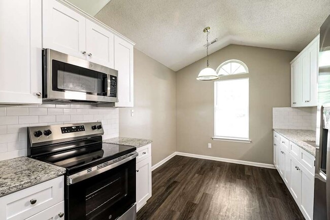 Building Photo - 8731 Purple Thistle Ln