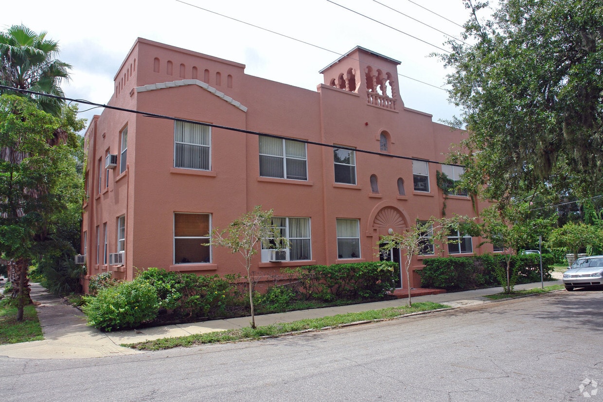 Primary Photo - Embassy Arms