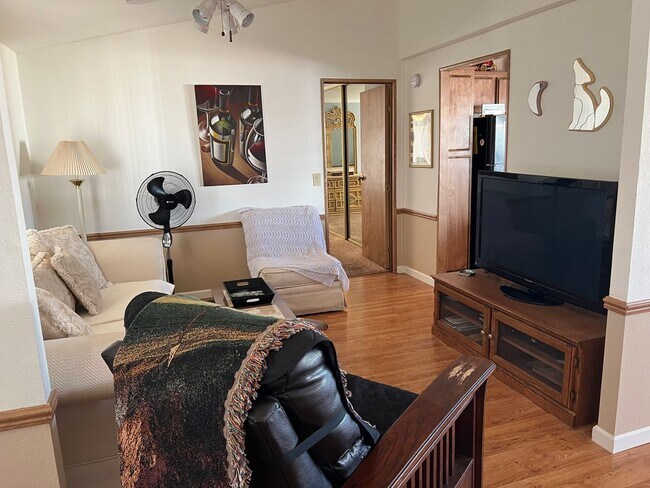 Foto del edificio - 771 Pegasus Ranch Rd