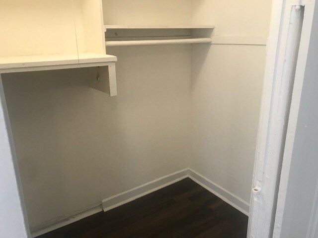Foto del edificio - 4060 N Kenmore Ave