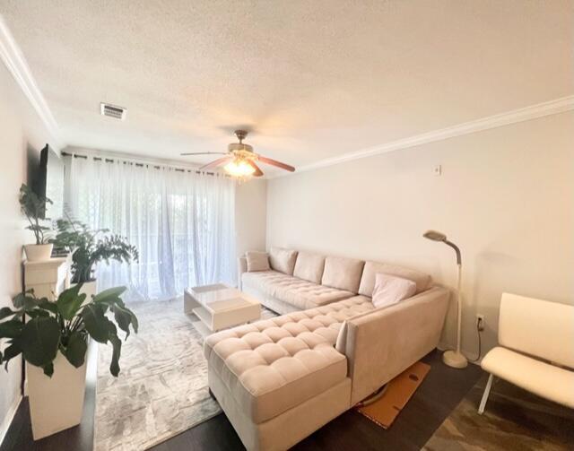 Building Photo - 4274 Calinda Ln