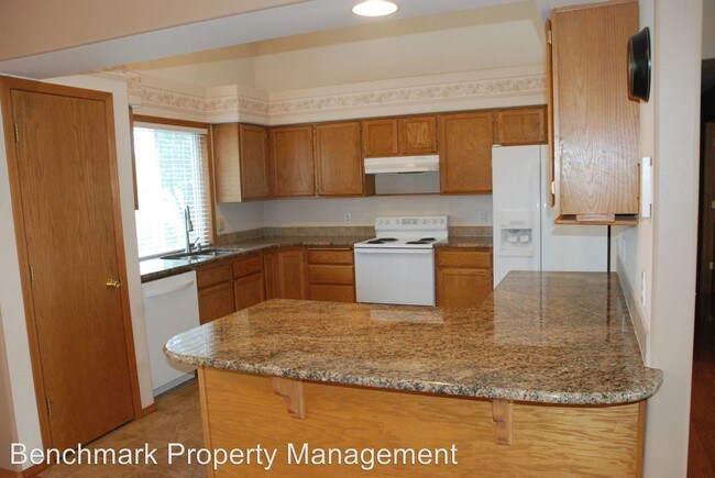 Building Photo - 4 br, 2 bath House - 2312 N. Rawhide Ridge