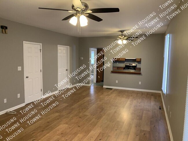 Foto del edificio - 487 Hawley St