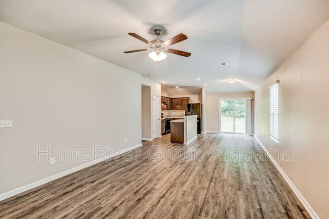 Foto del edificio - 12629 Waterbury Dr