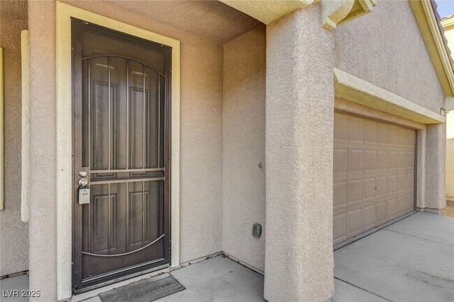 Building Photo - 4126 Blue Manor Ln