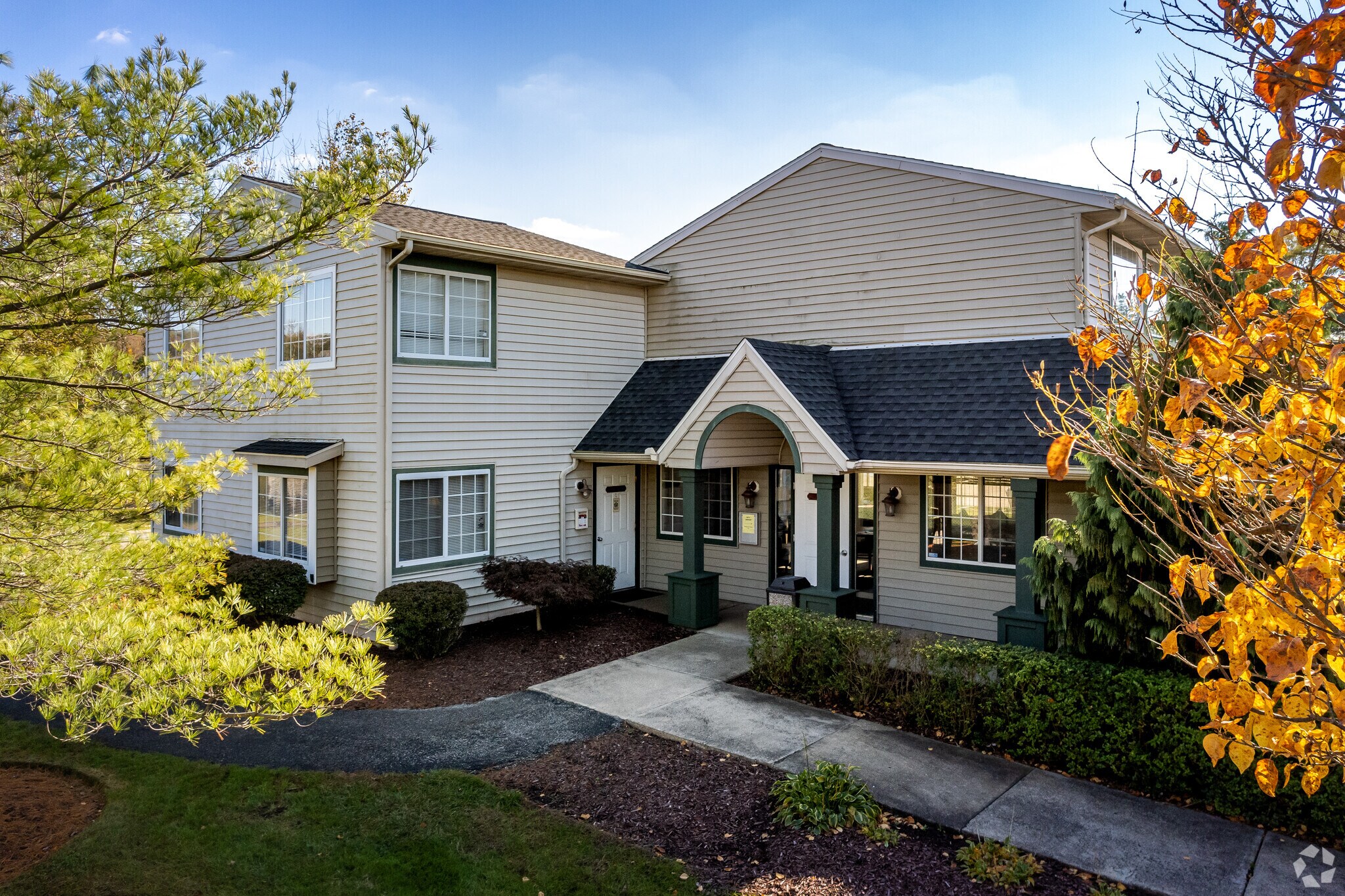 Hunters Lake Apartments – photo 4