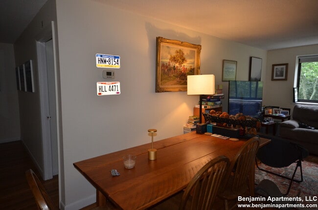 Foto del edificio - 60 Homer Ave