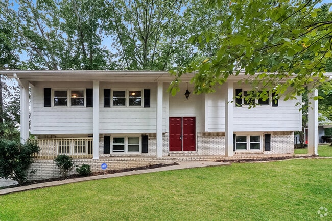 Building Photo - 4910 Old Briar Trail