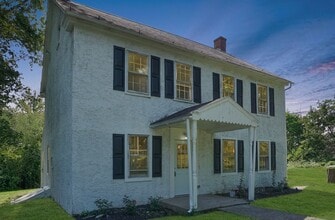 Building Photo - 722 Faust Rd