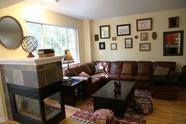 Building Photo - 502 Tamarack Dr